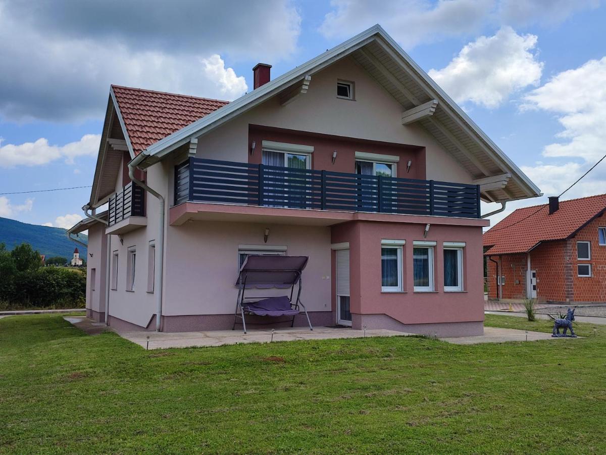 Apartman Swans Otočac Dış mekan fotoğraf