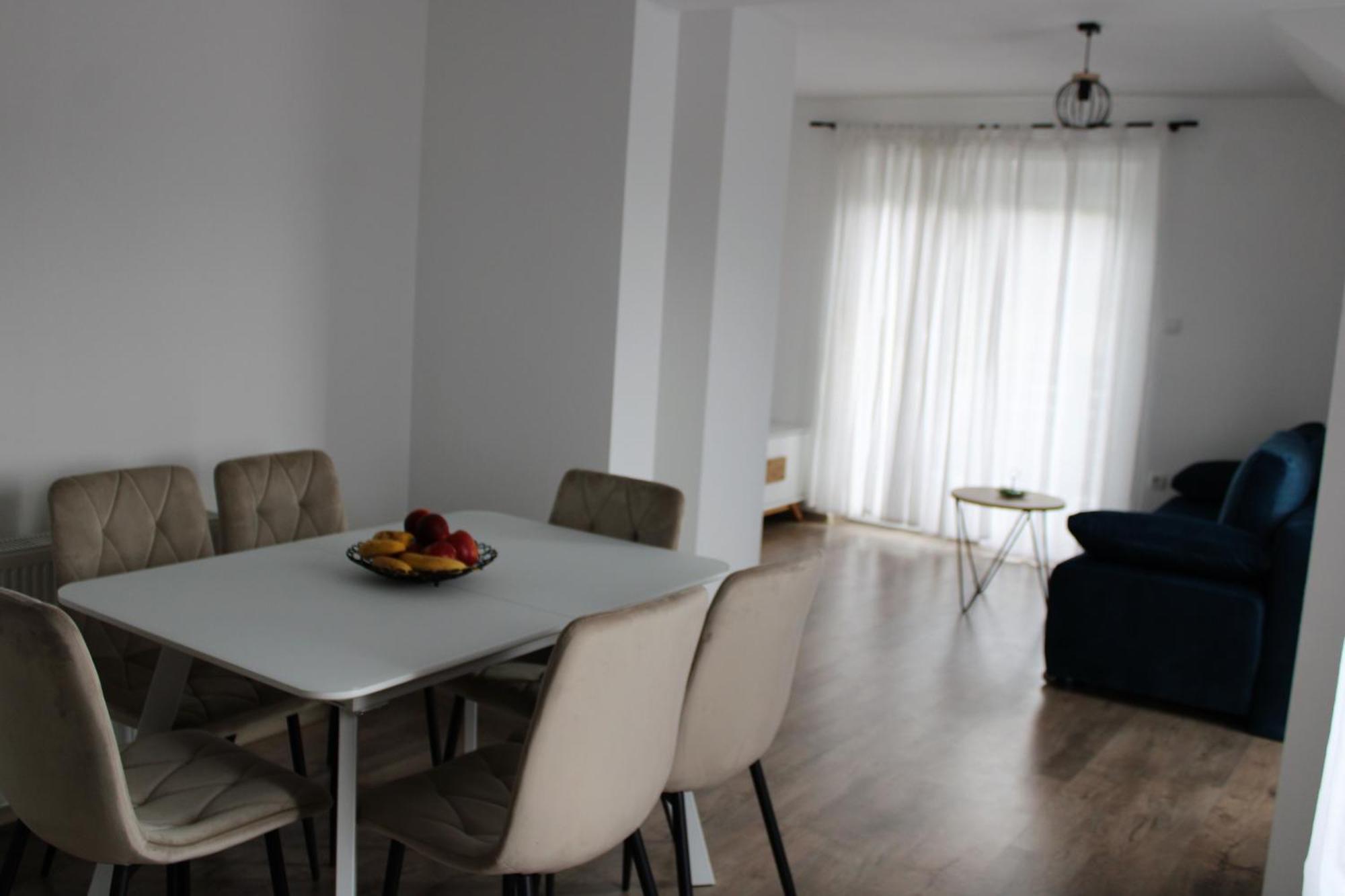 Apartman Swans Daire Otočac Dış mekan fotoğraf